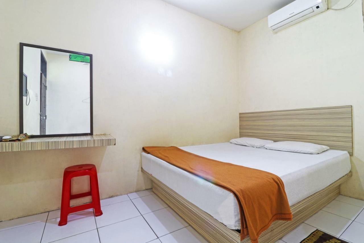 Guest House Taman Sari Syariah Pekanbaru Exterior photo